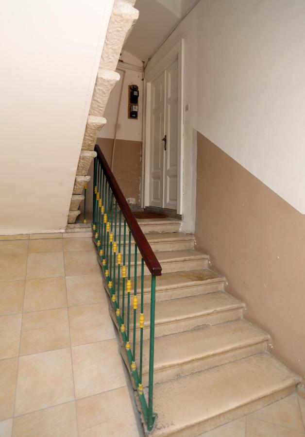 Apartman Kamala プーラ エクステリア 写真
