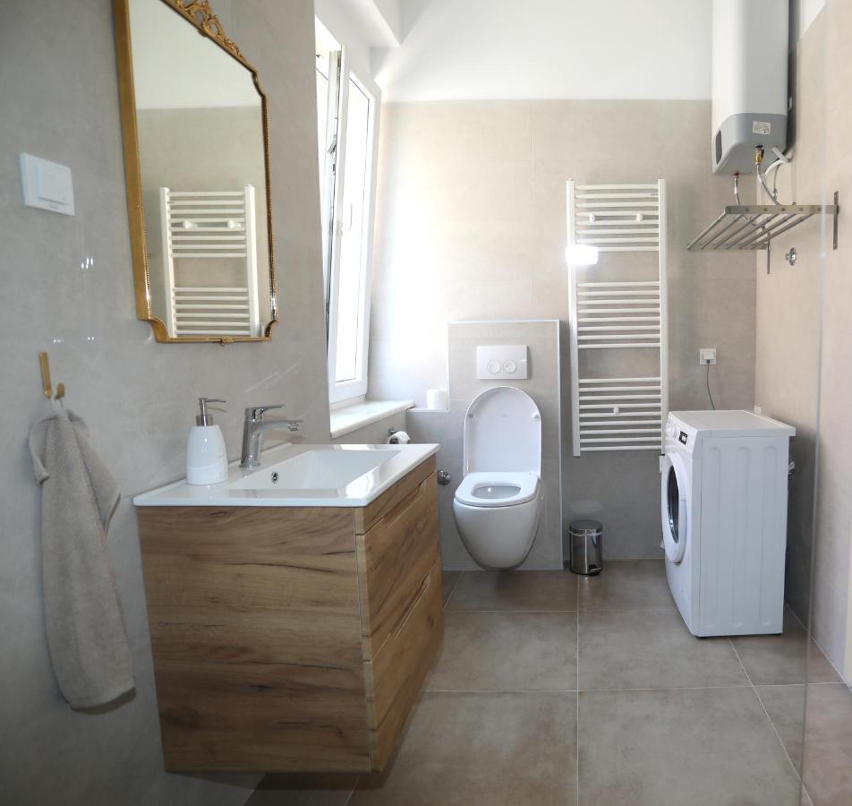 Apartman Kamala プーラ エクステリア 写真