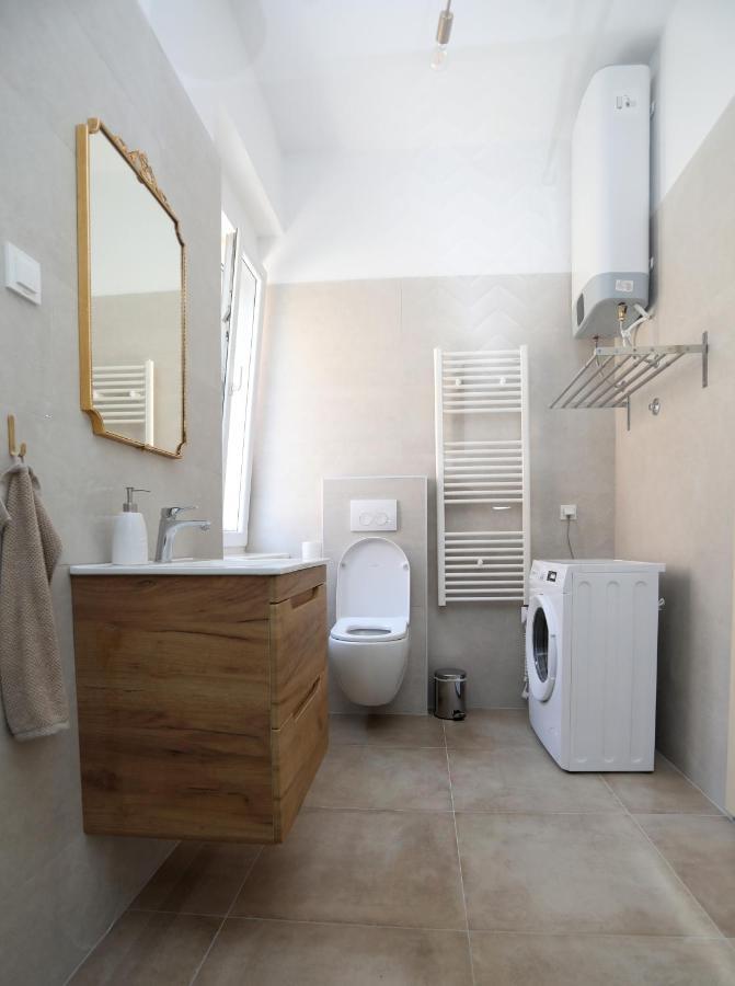 Apartman Kamala プーラ エクステリア 写真